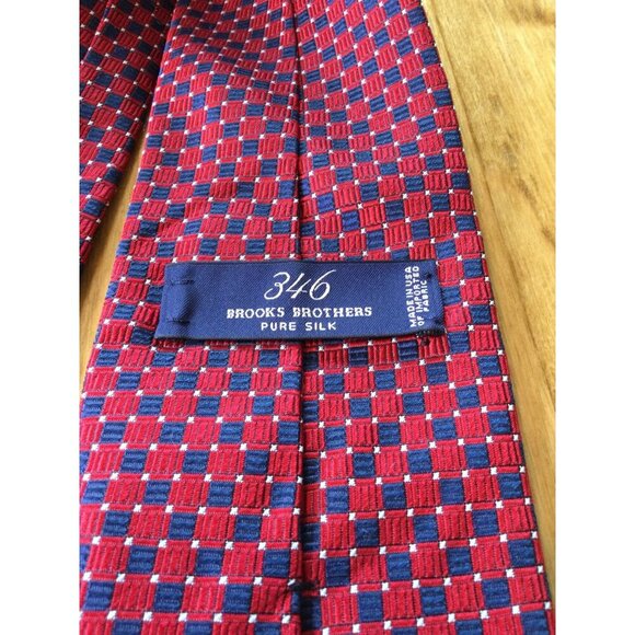Brooks Brothers 346 Red Navy Checkered Mens Silk Tie Old Money - Picture 3 of 5